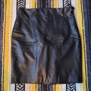 Vegan leather Skirt RW &CO